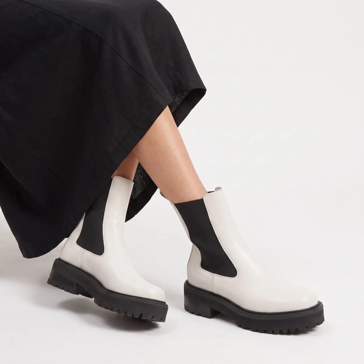 Lug Sole Platform Chelsea Boots