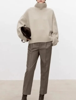 Oversized Turtleneck Jumper – Beige