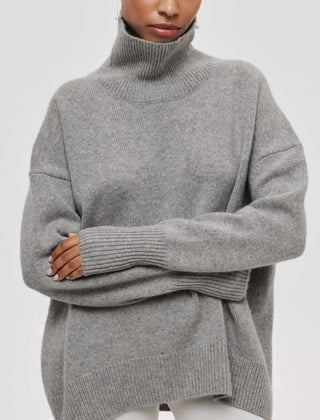 Oversized Ribbed Turtleneck Jumper – Grey