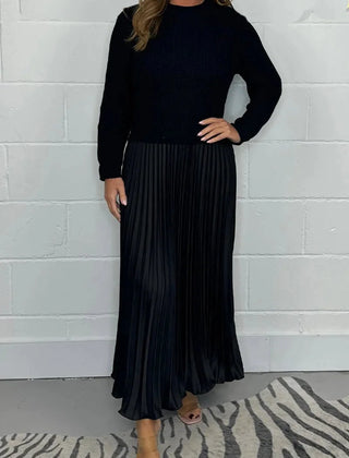 Knit Sweater Midi Dress – Black