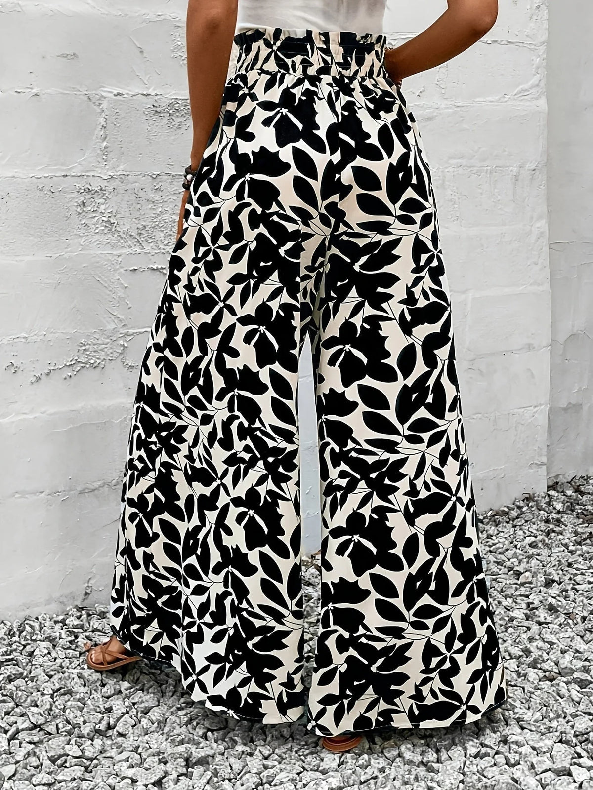 Printed Wide-Leg Trousers