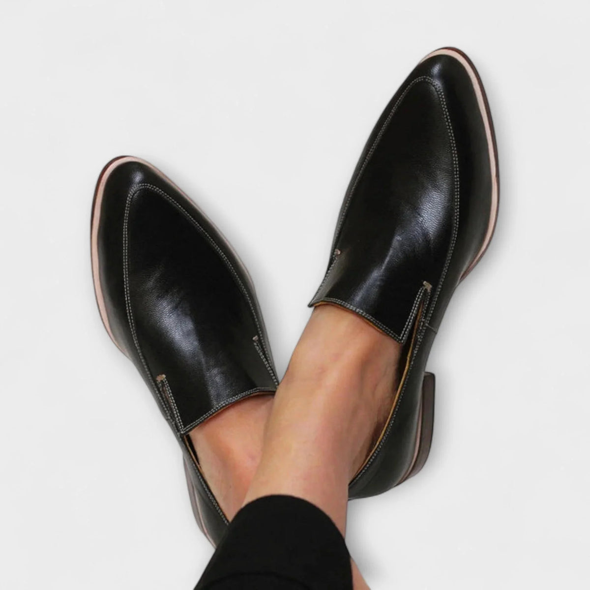 Pointed Toe Leather Loafers – Black