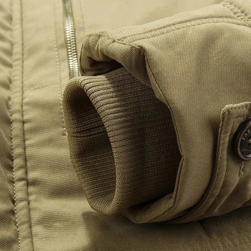 Bunda s kapucňou a podšívkou z umelej kožušiny